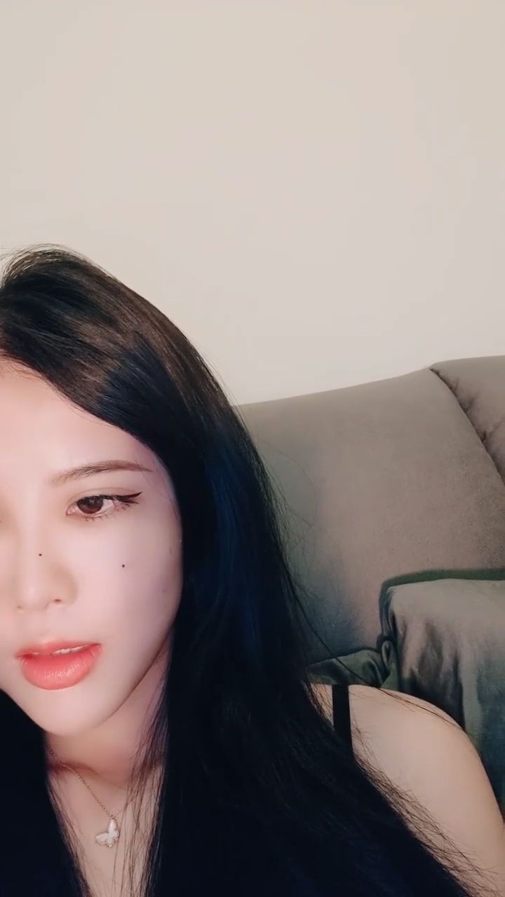 [直播] 模特小骚货 炮友干废了自慰 4小时激情不断 丁字裤美腿黑丝 假屌各种姿势抽插 手指插入猛扣...1
