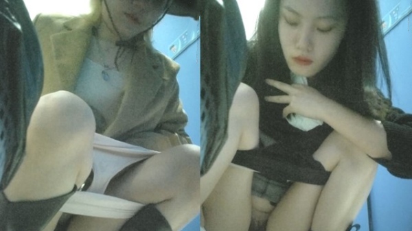 小蓝门女厕偷窥 美女如云 萝莉个性纹身妹良家..