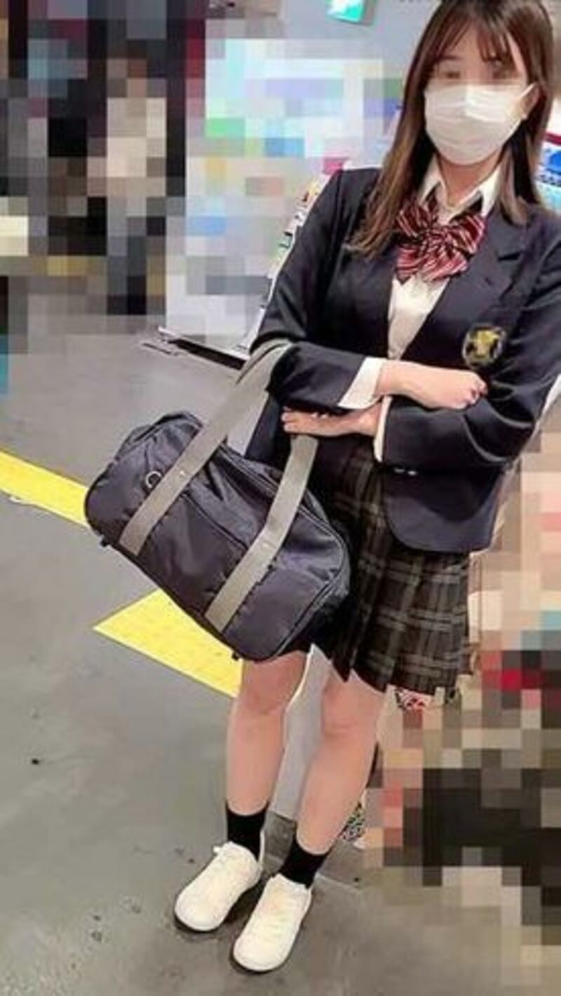 FC2精品无码PPV-2783458 県立普通科定時制②色白巨乳美少女?母代わりに弟を養う彼女を支援ハメ撮り..