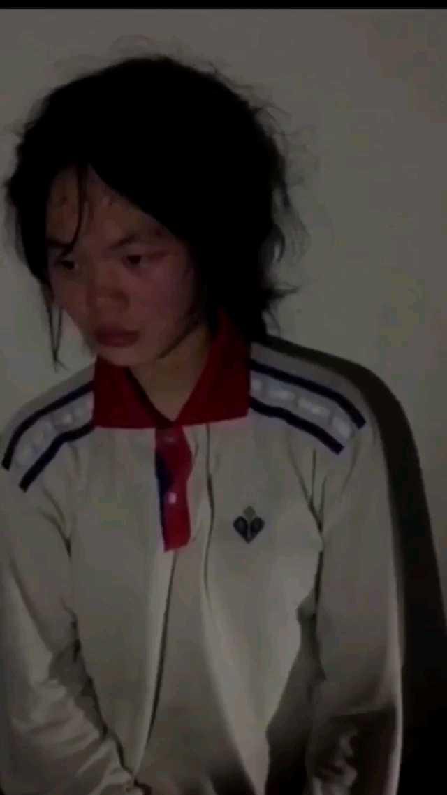 【校园暴力】初中妹被暴力蹂躏..